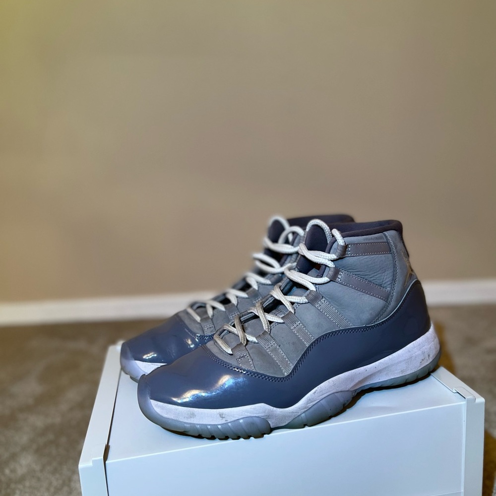 Jordan 11 Retro
Cool Grey (2021)

Size : 11 Men